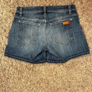 Joe’s Jean’s Jean Shorts Sz 26 EUC
